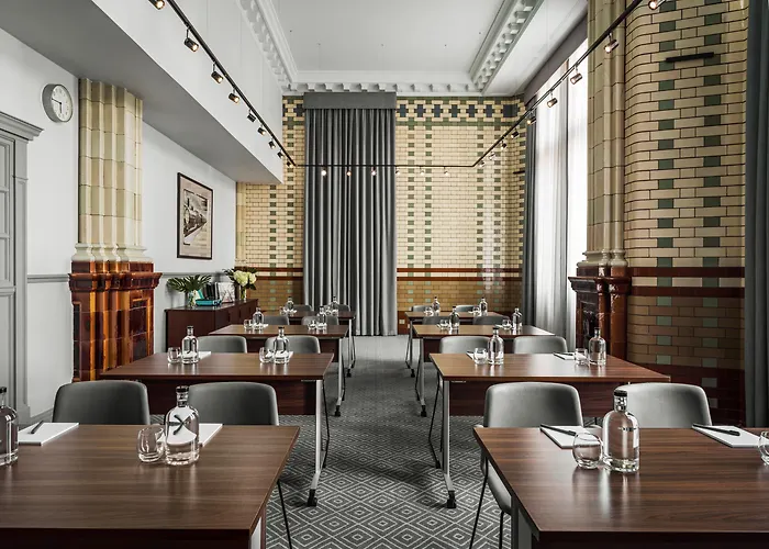 Finest Luxury Hotels Near Manchester City Centre