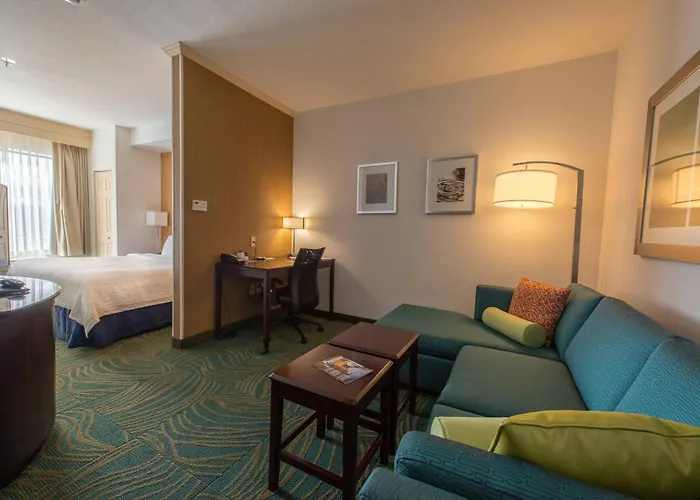 Best Hotels in Ridgecrest for Mojave Exploration