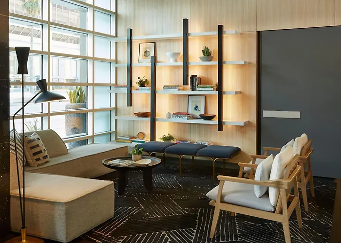 Top Romantic LA Hotels with In-Room Jacuzzi Suites